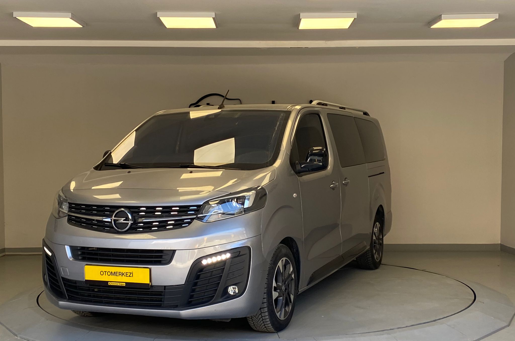 OPEL ZAFIRA 1